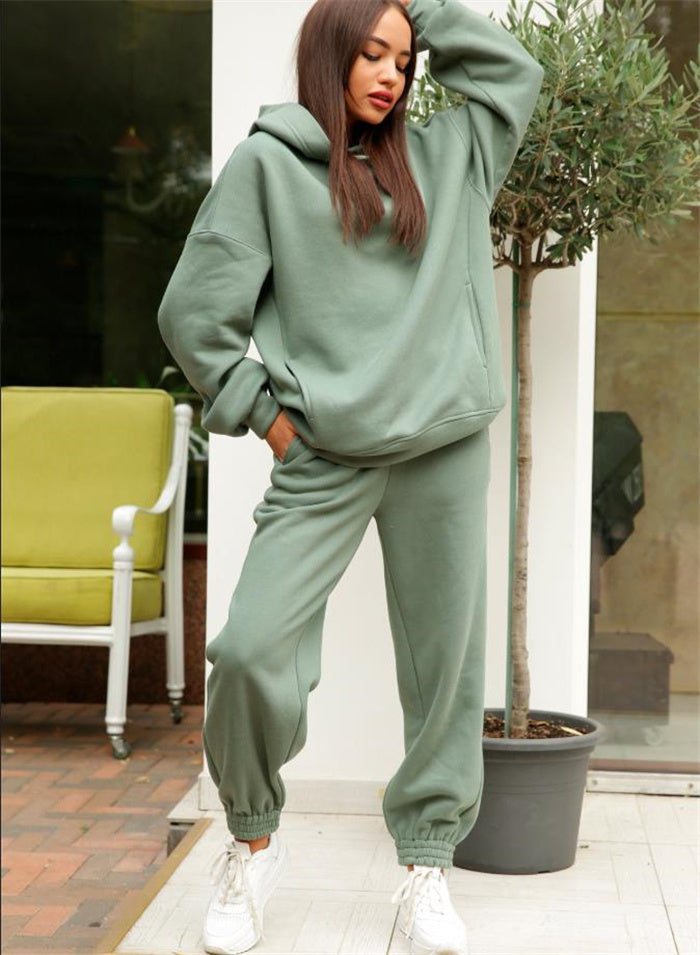 Women's sportswear suit